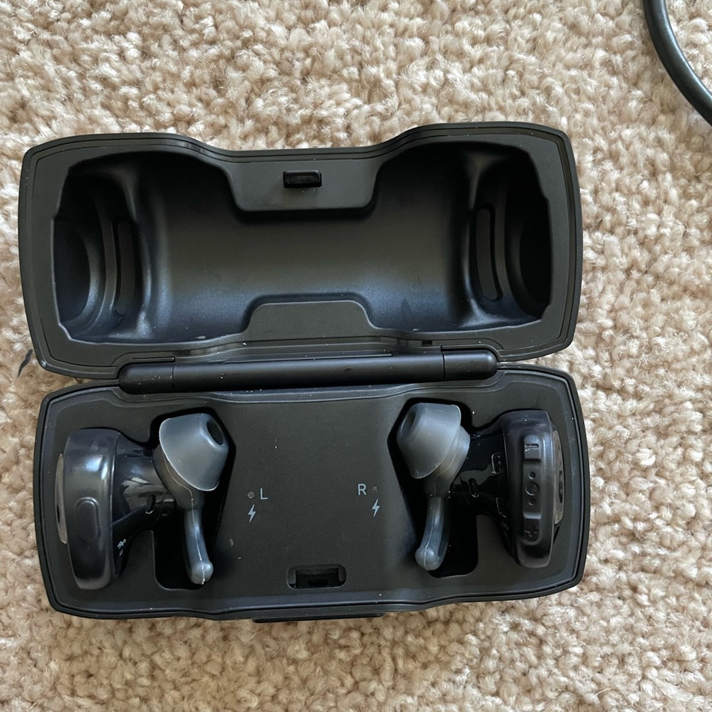 Bose Bluetooth headphones